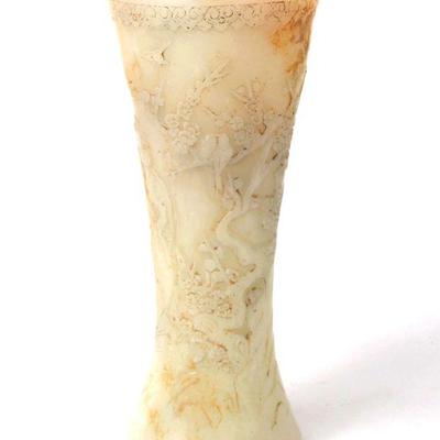 Lot 300 chinese heavy white hardstone vase