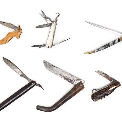 Lot 26 collection of six folding knives