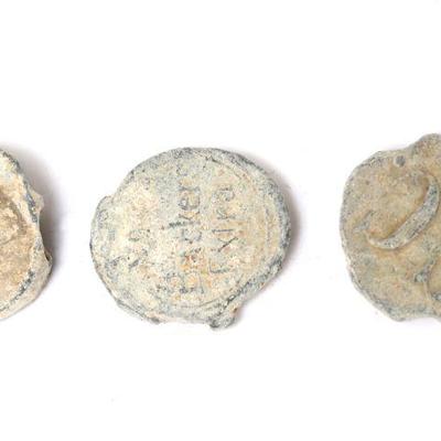 Lot 334 lot of three shipwreck coins from england