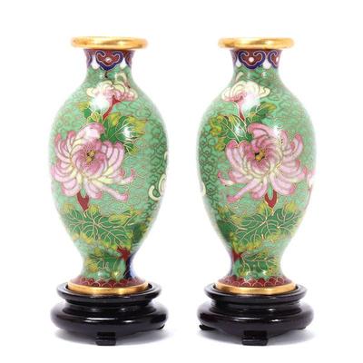 Lot 296 gorgeous light green cloisonne matched pair of vases stands