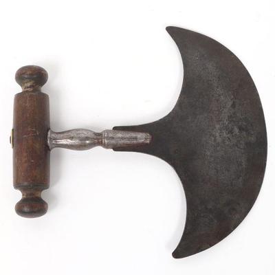 Lot 12 rare museum quality alaskan ulu knife