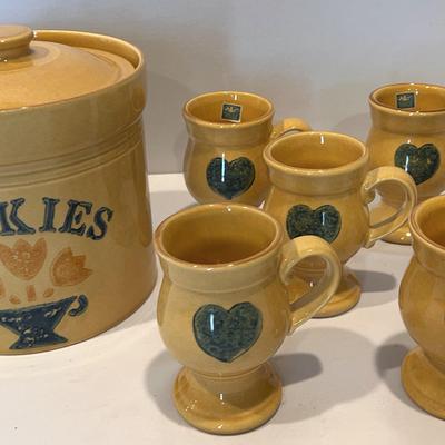 Pflatzgraff Cookie Jar And 6 Heart Mugs