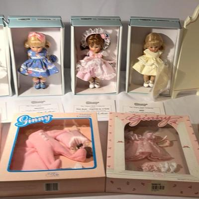 Ginny Dolls (4), Outfits (4), Dressing Screen And Dress Form (Lot 1)
