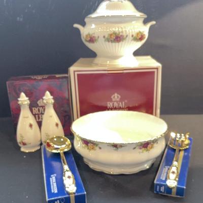 Royal Albert: Covered Veg/Tureen, Salad Bowl, Oil/Vinegar Set, Serving Spoon/Fork