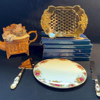 Royal Albert: 5 Expandable Gold Trivet In Box,Cake Knife/Server, Cake Plate & Collectible Tea Pot