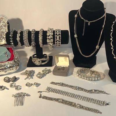 Shimmer And Shine Jewelry Pieces And Jewelry Box