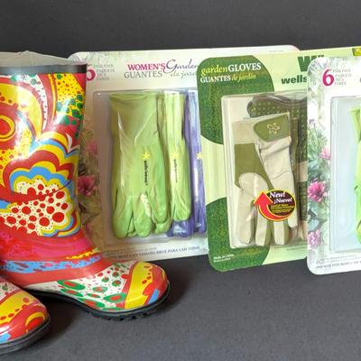 Rubber Gardening boots (size 7) & lots of gloves! 