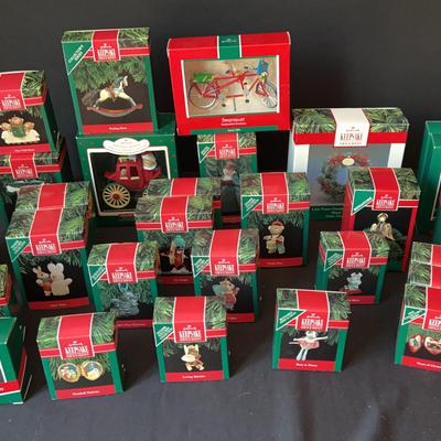 Hallmark Keepsake Ornaments - Lot 6