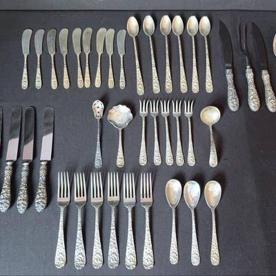 Sterling Silver - Steiff “Rose” pattern - see notes for contents 