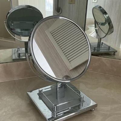 Large 2 Sided Magnifying Mirror 