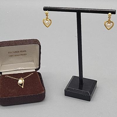 14kt GOLD FILLED Cultered Pearl Necklace & Similar Earrings 