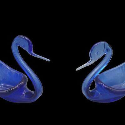 Delicately Crafted Blue Glass Swan Paperweights 