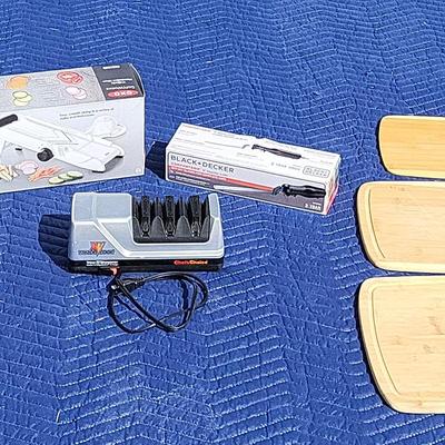 Oxo V Blade Mandoline, Chef's Choice Teizoe Edge Sharpener, Black + Decker Electric Knife