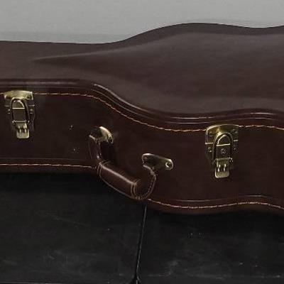 Crossrock Locking Guitar Case w/keys 