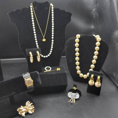 Vintage Costume Jewelry & Some Gold Plated