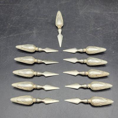 Set Of 11 Sterling Silver Vintage Corn Cob Holders 