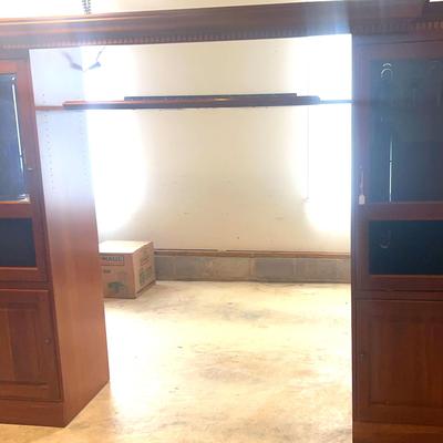Oak Wooden Stereo/Storage Cabinet