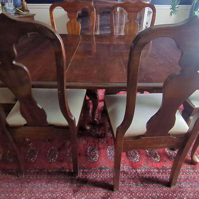 Classic Dining Table And 6 Chairs