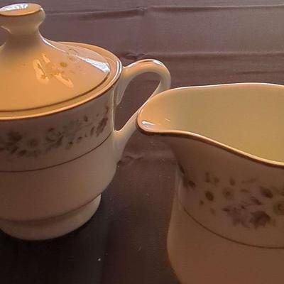 Imperial China W. Dalton 745 Wildflower Sugar Bowl And Creamer
