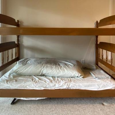 Ethan Allen Bunk Bed Or 2 Twins W/ Comforter