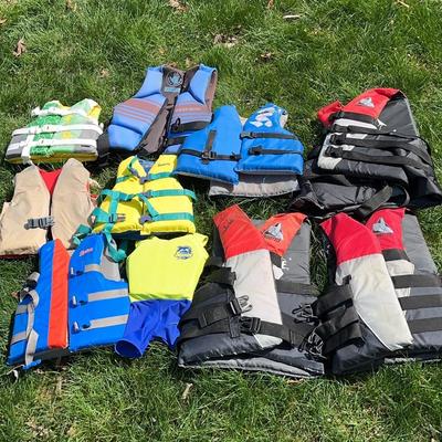Life Jackets (10)