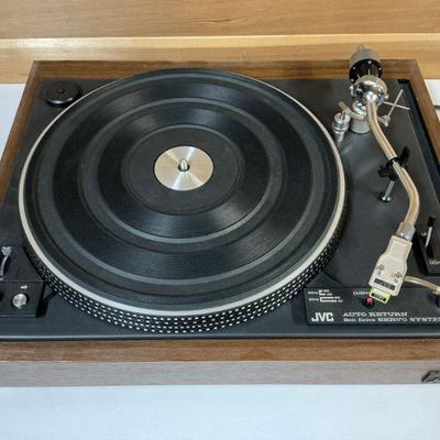 JBL Turntable