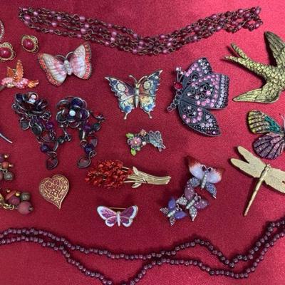 Ct233 costume jewelry butterflies, and beads