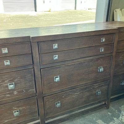 Ct255 broyhill dresser