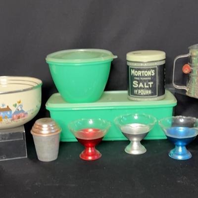 Tupperware And Vintage Kitchen Items