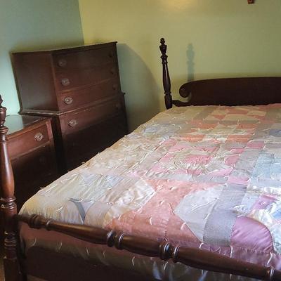 Bedroom Set Dark Wood 