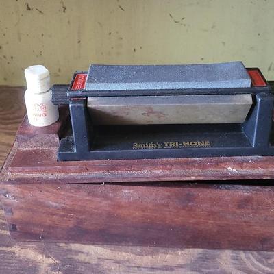 Smiths Tri Home Sharpening Stone 