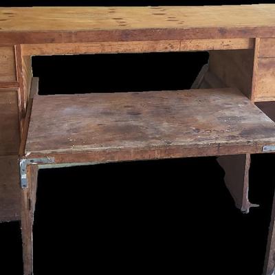 Work Bench With Two Leg Table Extender 