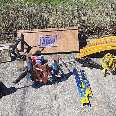 Do It Yourself Car Maintenance Lot