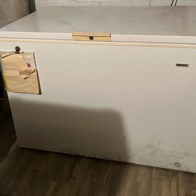 Frigidaire Chest Freezer 