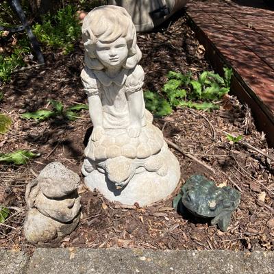 3 Garden Statues