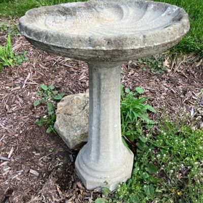 26" Bird Bath