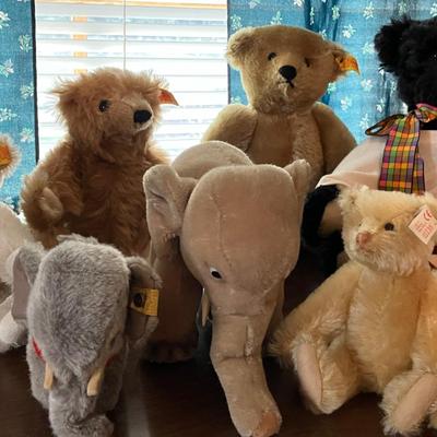 5 Small Steiff Bears and 2 Steiff Elephants