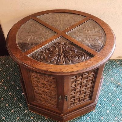 Round Side Table