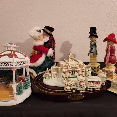 Holiday Treasures And Gifts