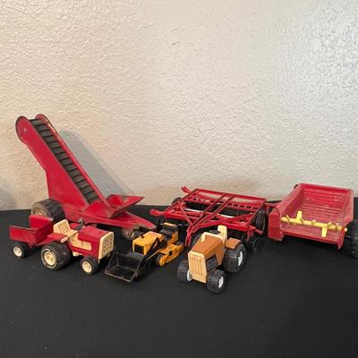 Tonka And Friends