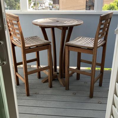 Outdoor Designs Bar Table & 3 Chairs