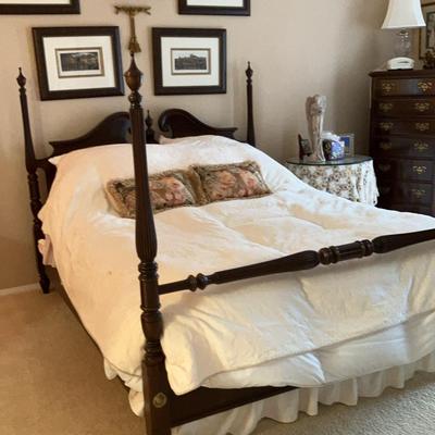 Four Post Queen Size Bed Frame