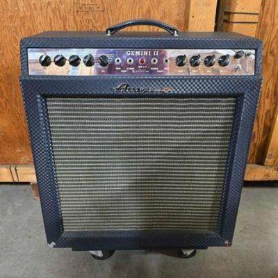 #9000 • Ampeg Gemini II Amp with Cover
