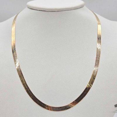 #712 • 14k Gold Herringbone Necklace, 8.6g
