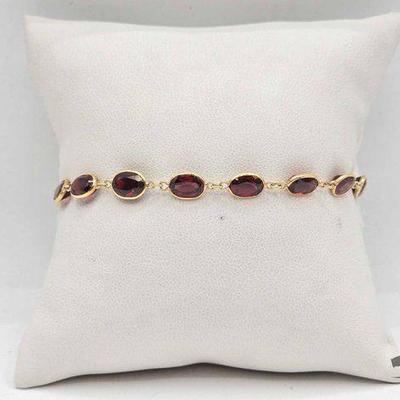 #718 • 14k Gold Garnet Bracelet, 4.1g
