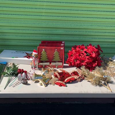 Old School Christmas Decor 