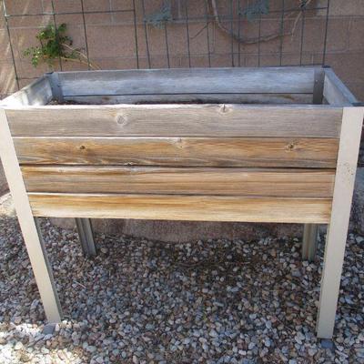 Solid Planter. 