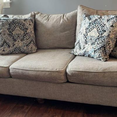 Jordan's Furniture Craftsman Series - Couch