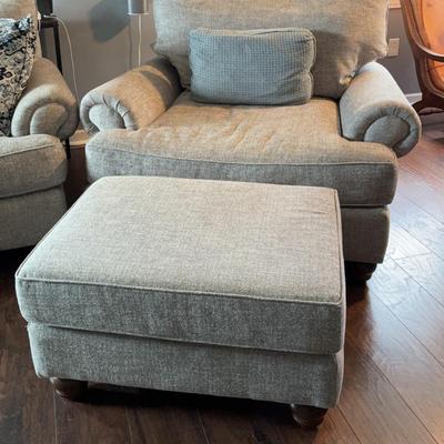 Jordan's Furniture Craftsman Series - Oversized Loveseat and Ottoman