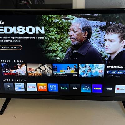 Vizio TV 24”